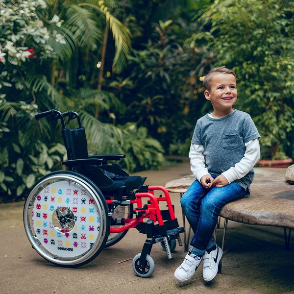 Активне крісло колісне Invacare Action 3 Junior Evolutive (Франція)