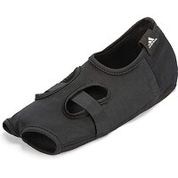Шкарпетки для йоги Adidas Yoga Socks чорний Уні 20 x 9,8 x 0,4 см S83-00000026213