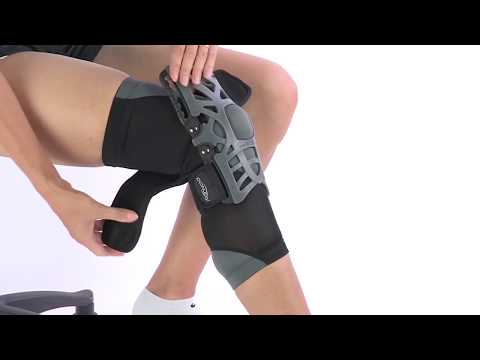 Відео Ортез колінного суглоба Donjoy Reaction Knee 11-0215 (США)